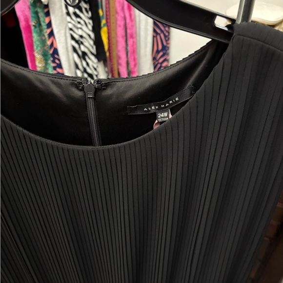 Black Chiffon Cocktail Dress Plus Size - Picture 6 of 8